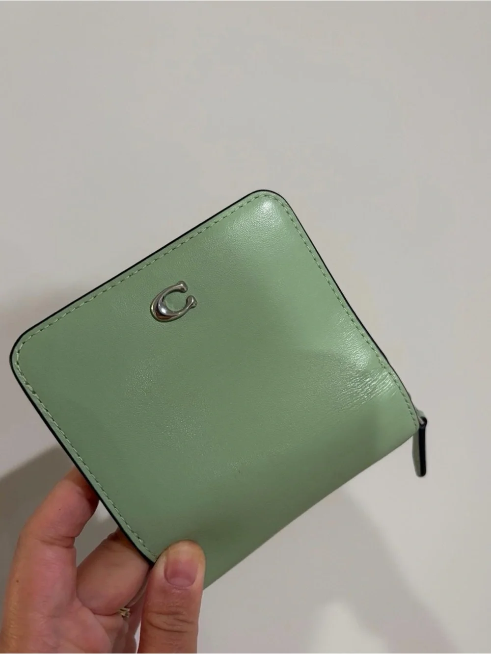 Coach billfold wallet EUC pale pistachio/silver hardware retails $150